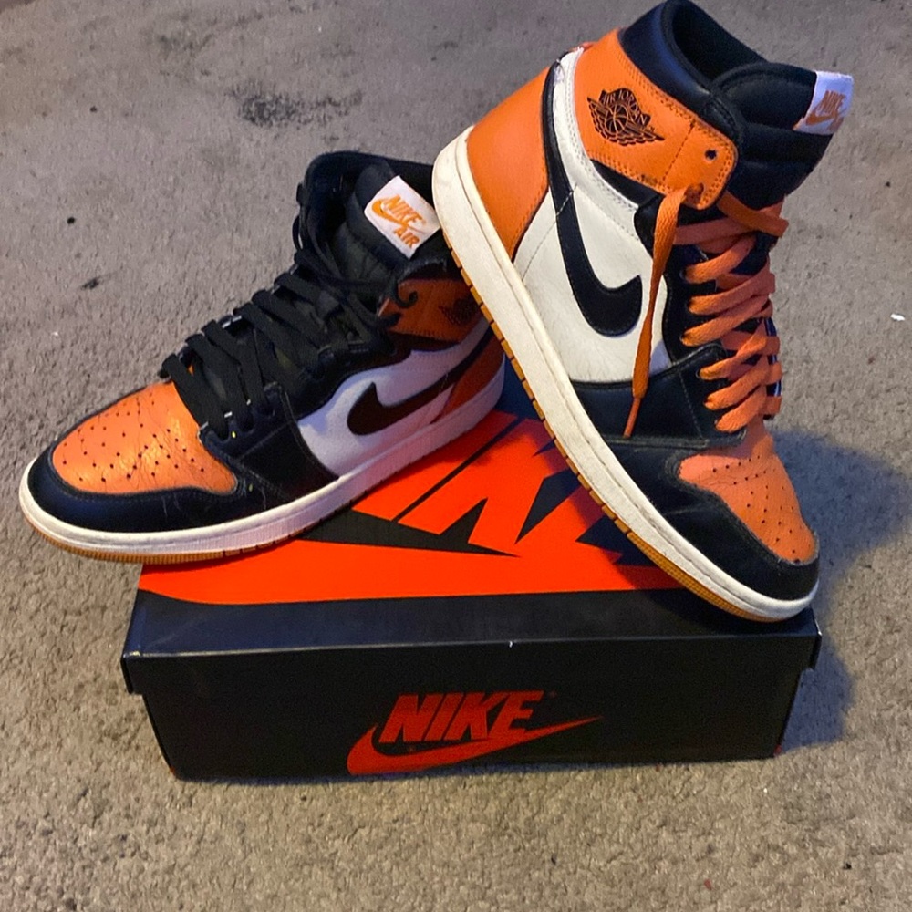 Jordan retro 1 shattered backboards